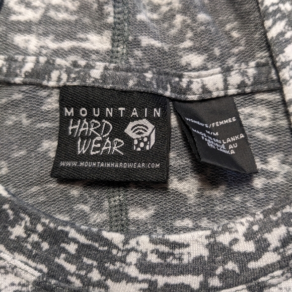 Mountain Hardware Long Sleeve - Picture 4 of 5